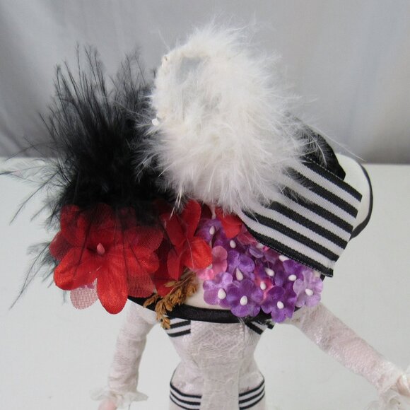 Barbie as Eliza Doolittle in My Fair Lady-Collector's Edition 1995 Mattel Doll - Picture 5 of 16